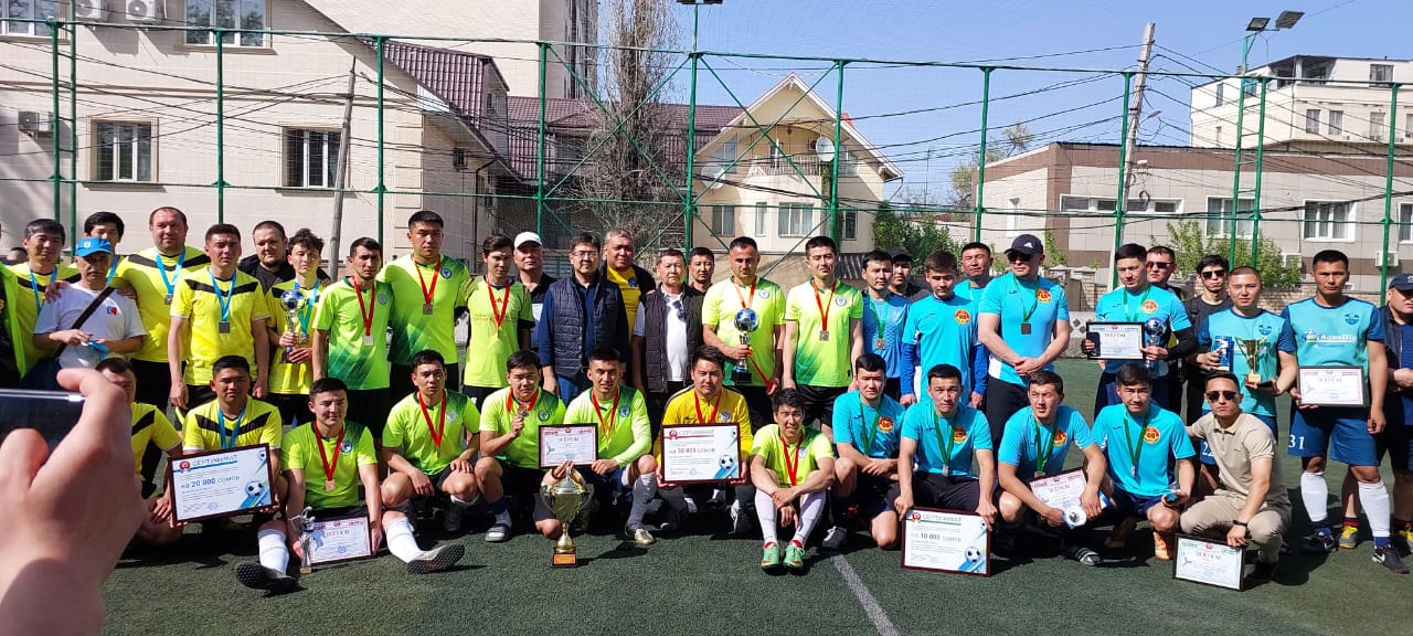 ЦК профсоюза госучреждений провел турнир по мини-футболу на Кубок «Манас» для членов профсоюза